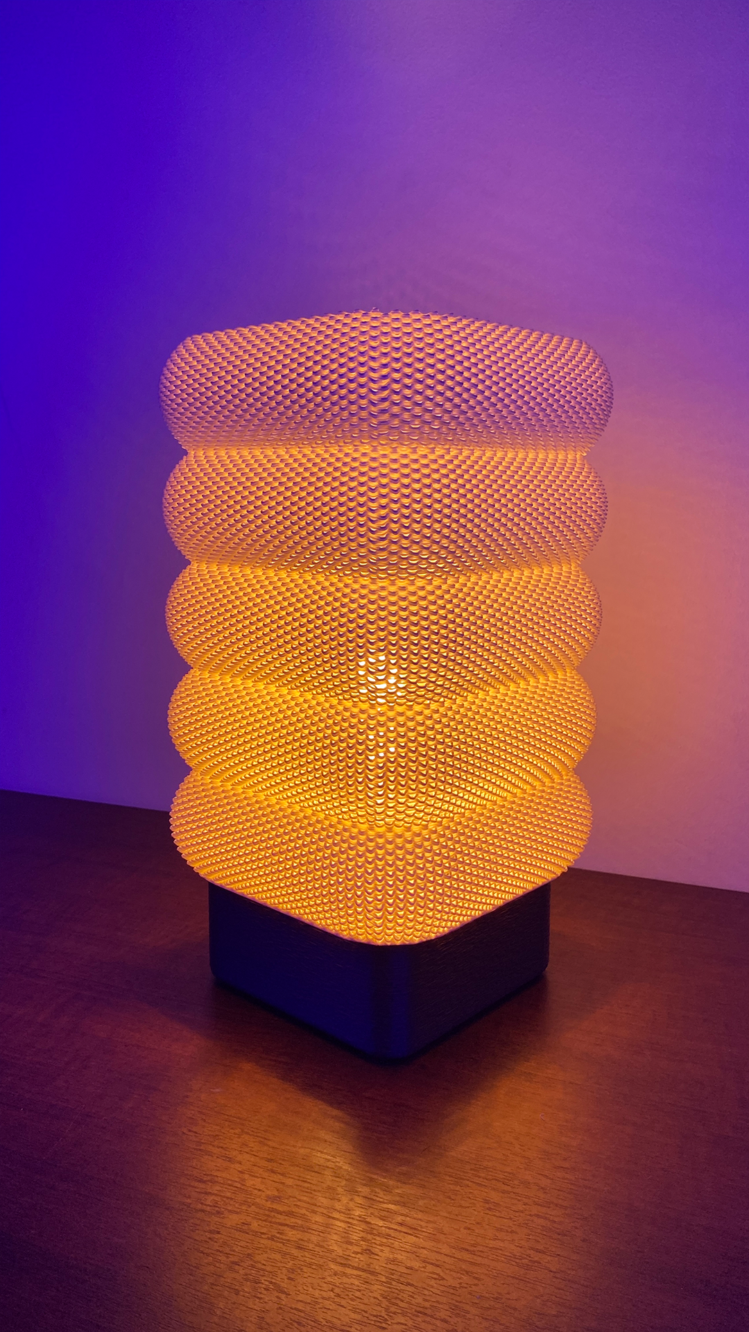 Sara Adaptive Lampshade